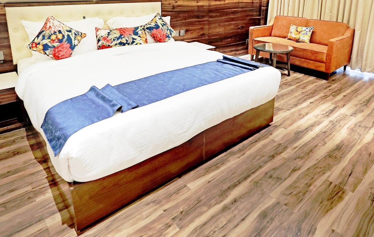 Hotel Vintage Zirakpur Chandigarh Panchkula Esterno foto