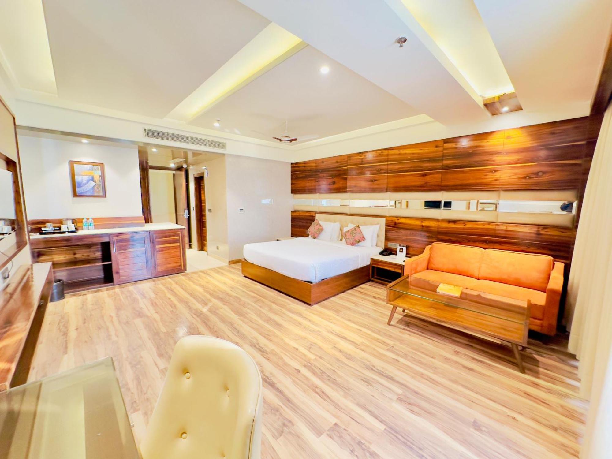 Hotel Vintage Zirakpur Chandigarh Panchkula Esterno foto