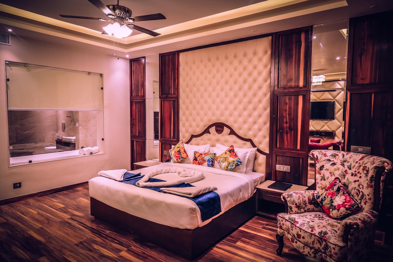 Hotel Vintage Zirakpur Chandigarh Panchkula Esterno foto