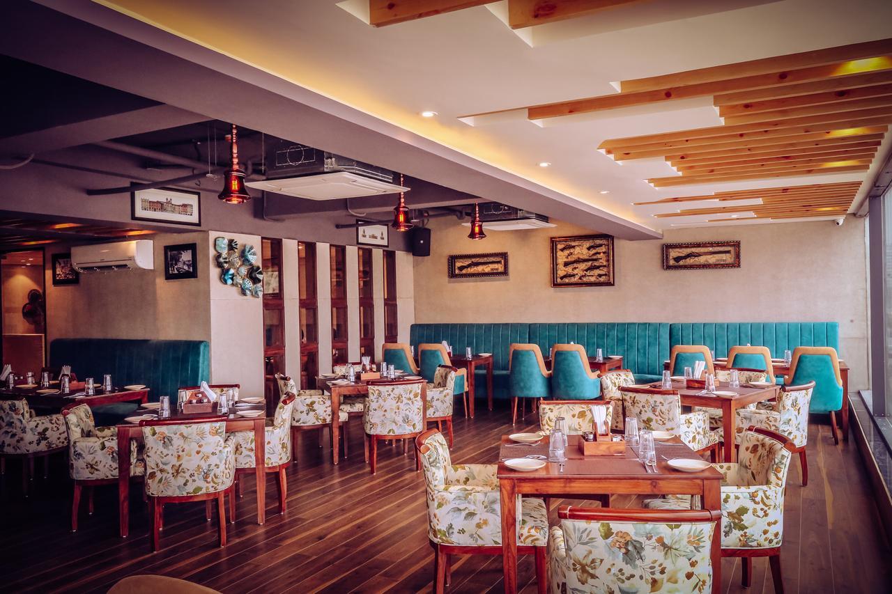 Hotel Vintage Zirakpur Chandigarh Panchkula Esterno foto
